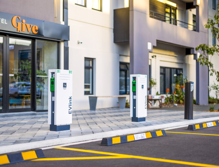 Hotel Give Exterior 2