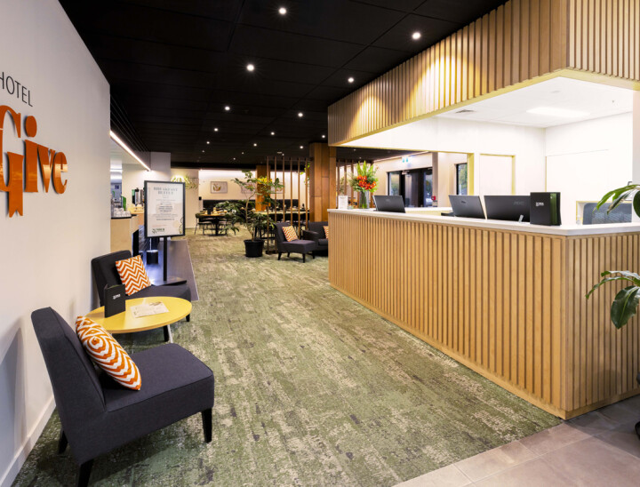 Hotel Give Reception 1