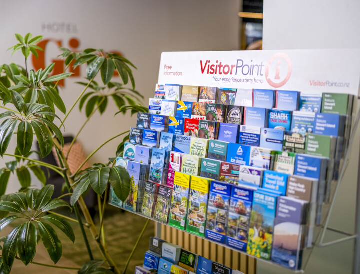 Hotel Give Reception 4